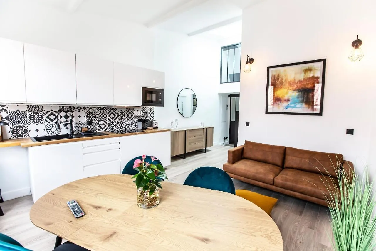 Magnifique Duplex 2Ch / 2 Sdb Apartment Marseille 0*,  France